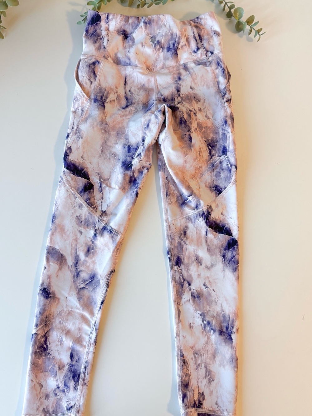 Old Navy Active High Rise Go Dry Marble Print Leggings Girls Size S 6-7